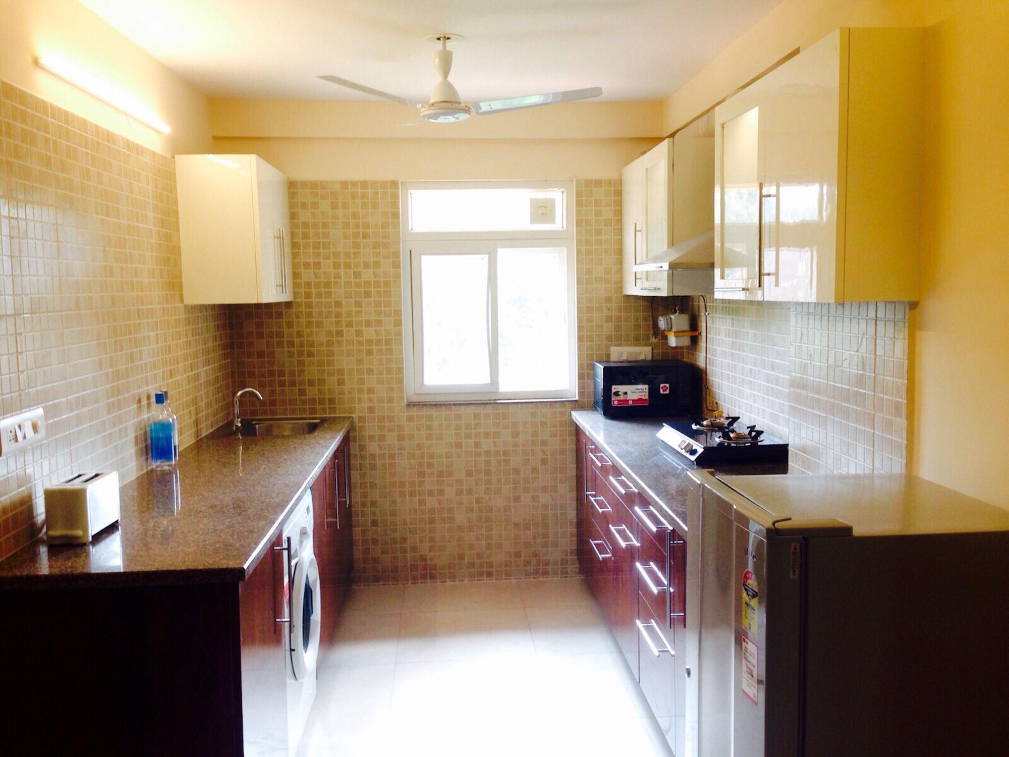 วีระ สตรันด์ พาร์ค เซอรวิซ อพาร์ตเมนต์ Apartment กาลังกูติ ภายนอก รูปภาพ
