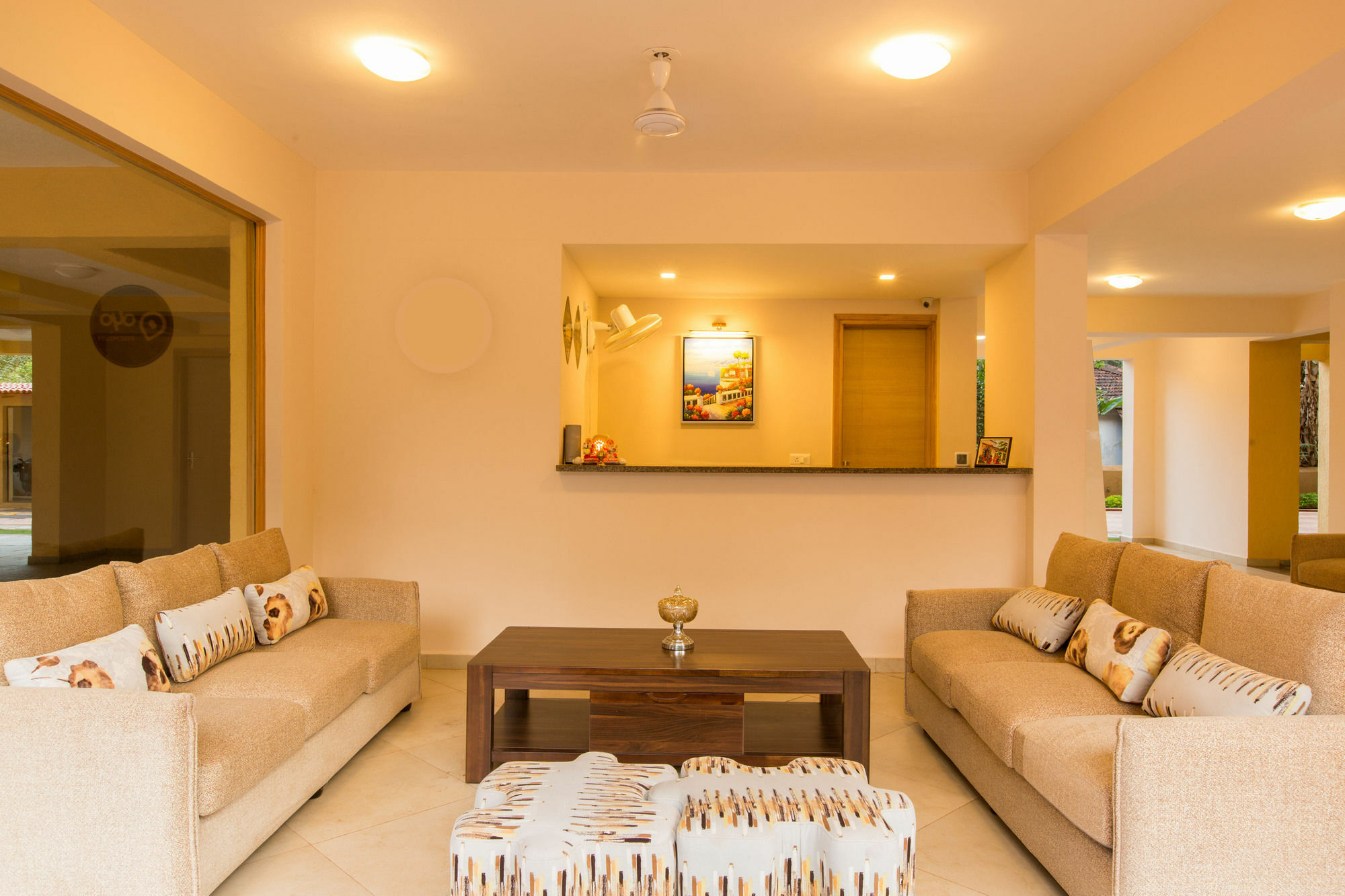 วีระ สตรันด์ พาร์ค เซอรวิซ อพาร์ตเมนต์ Apartment กาลังกูติ ภายนอก รูปภาพ