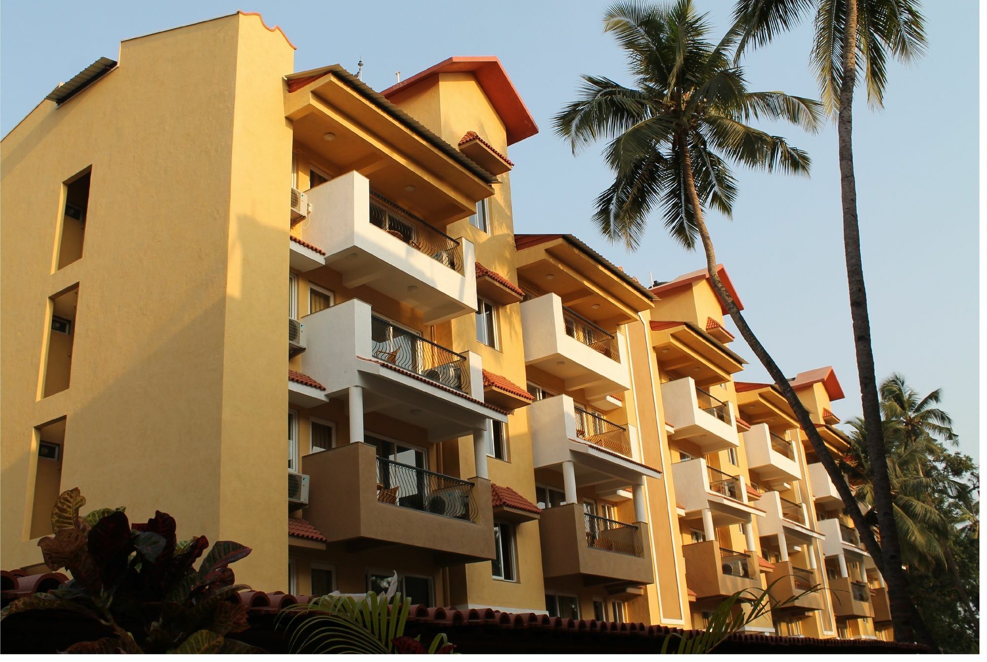 วีระ สตรันด์ พาร์ค เซอรวิซ อพาร์ตเมนต์ Apartment กาลังกูติ ภายนอก รูปภาพ
